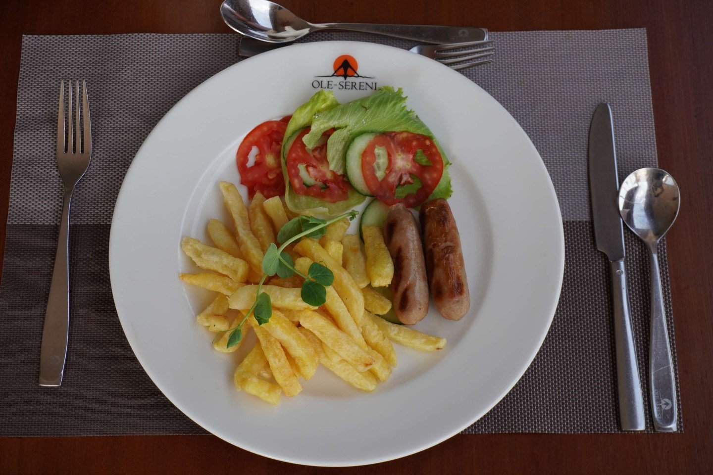 The kid's menu in Big Five Restaurant! Treat your little ones to a specially curated kid's menu at Big Five Restaurant because even the littlest guests deserve the yummiest meals!
To reserve a table, call +254 731 436100.
#OleSereni #BigFiveRestaurant #KidsMenu