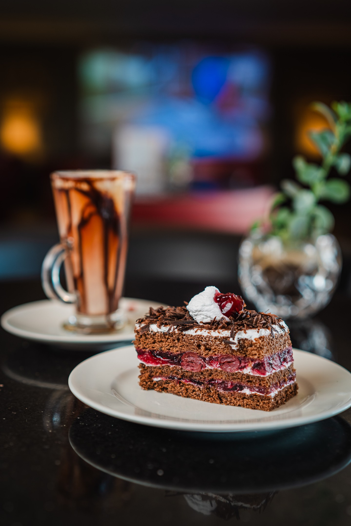 Whether it’s a quiet afternoon treat or a sweet ending to your evening, there’s always time for dessert at Waterhole.
To reserve a table, call +254 731 436 444.
#OleSereni #Waterhole #BestHotelInNairobi