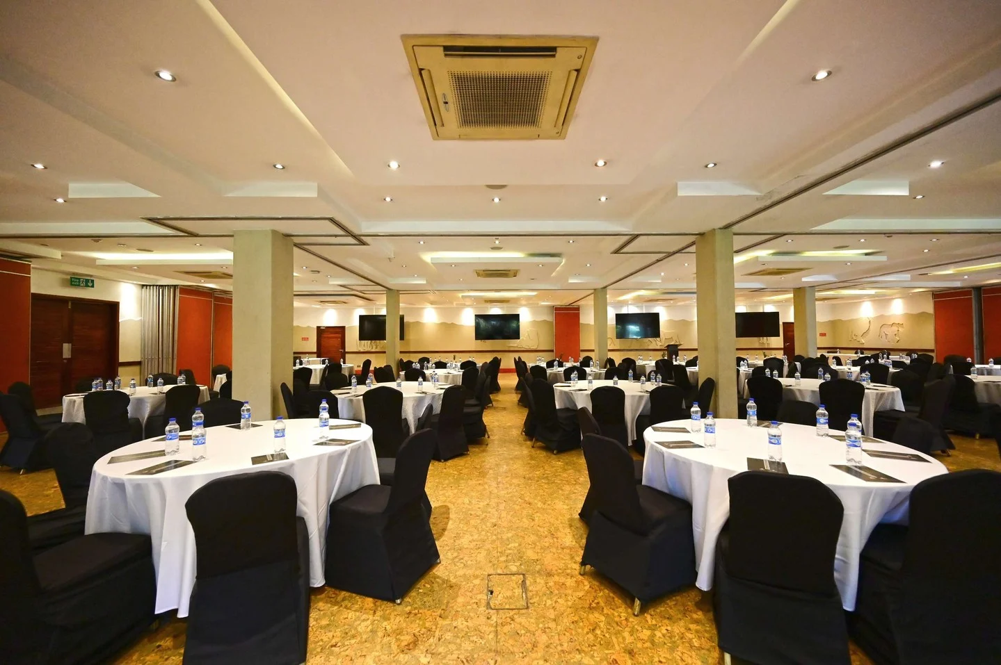 Big ideas need the right space! From workshops to high-level meetings, every detail at Pride Hall is designed for productivity, flexibility, and a professional elegance to help your team collaborate seamlessly.
To book a meeting, +254 732 191000.
#OleSereni #PrideHall #BestHotelInNairobi