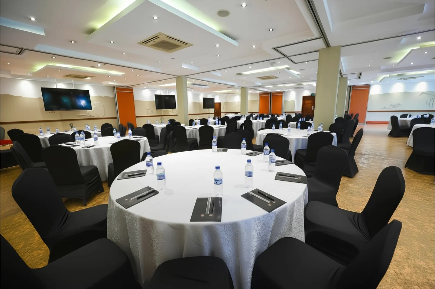Every great idea deserves the right setting. Pride Hall offers a refined conferencing experience, perfect for conferences, celebrations and everything in between for a lasting impression.

To book a meeting, call +254 732 191000.

#OleSereni #PrideHall #BestHotelInNairobi