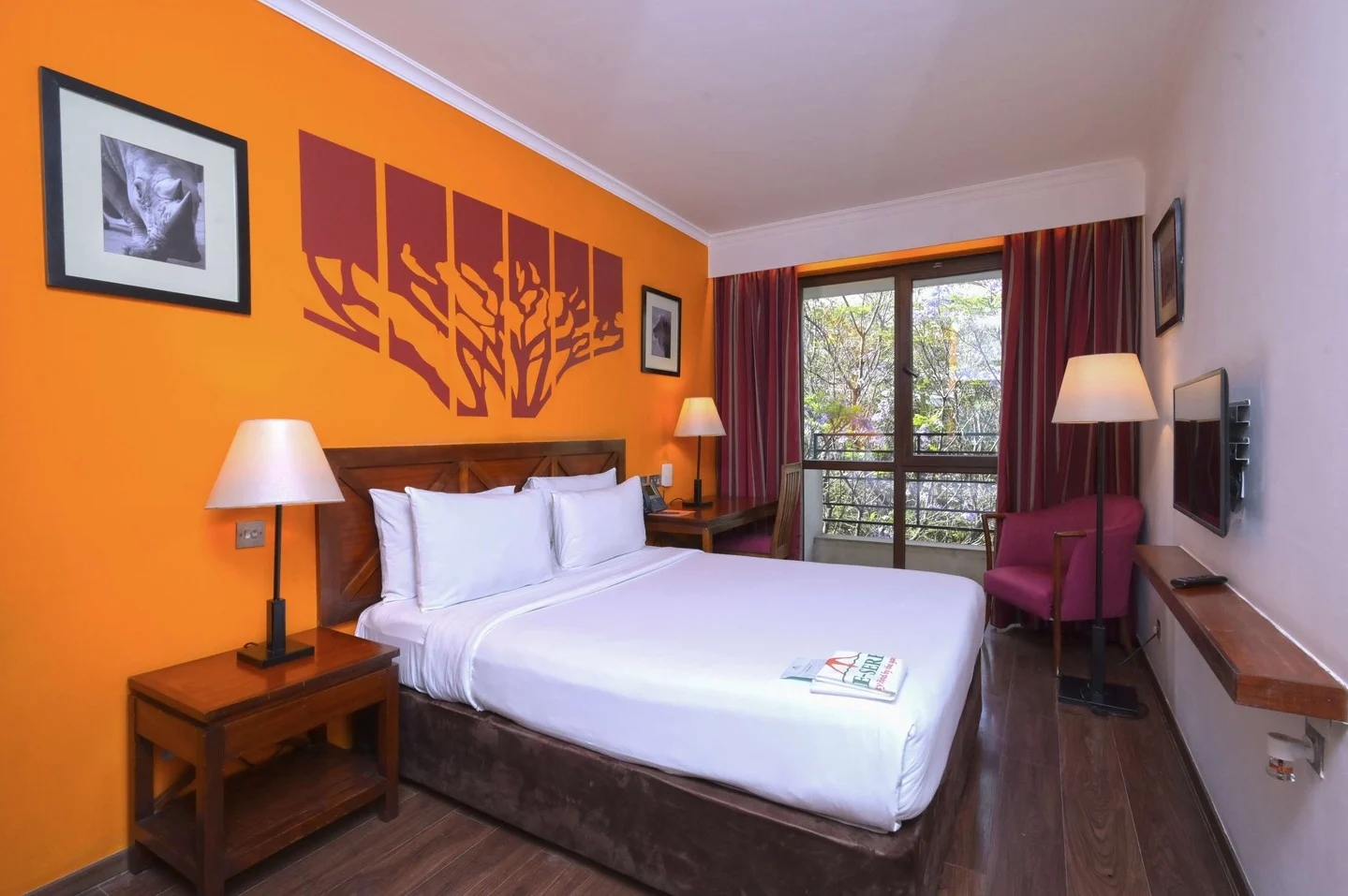 Some stays are simply unforgettable. Check in to our Cozy rooms and experience a serene getaway that is designed with you in mind. 

To book a stay, call +254 732 191000.

#OleSereni #CozyRoom #BestHotelInNairobi
