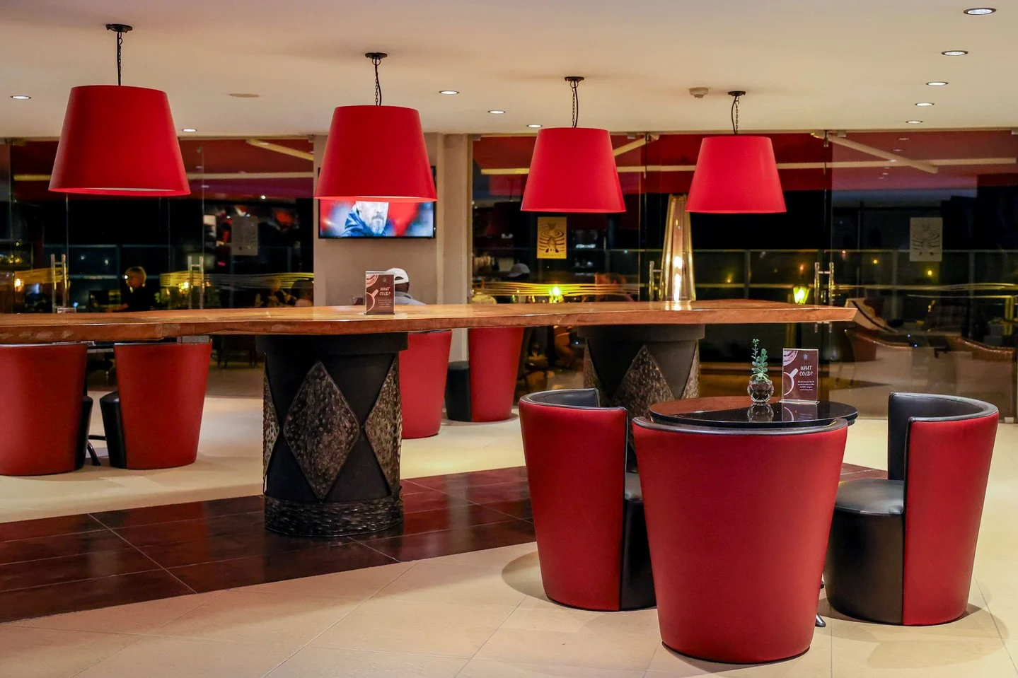Catch all the FIFA World Cup action live at Waterhole and enjoy refreshing drinks, and an unbeatable atmosphere. Enjoy special offers on beers and pizza combos.

To reserve a table, call +254 731 436444.

#OleSereni #Waterhole #BestHotelInNairobi
