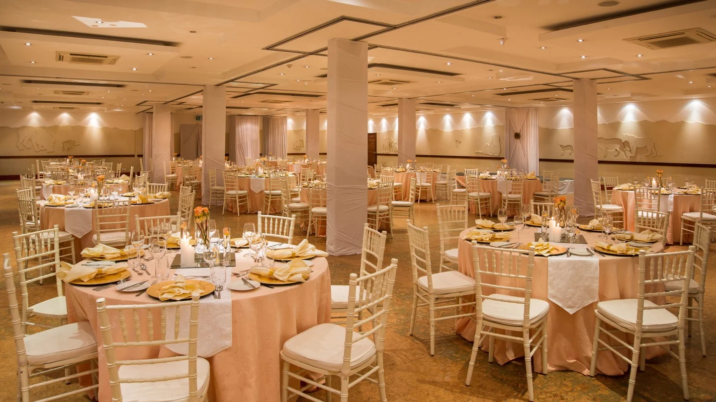 Create memories worth celebrating at Pride Hall. From elegant weddings and glamorous galas to milestone birthdays Pride Hall sets the scene for life's most cherished moments.
To book for meetings, call +254 731 436048.
#OleSereni #PrideHall #BestHotelInNairobi