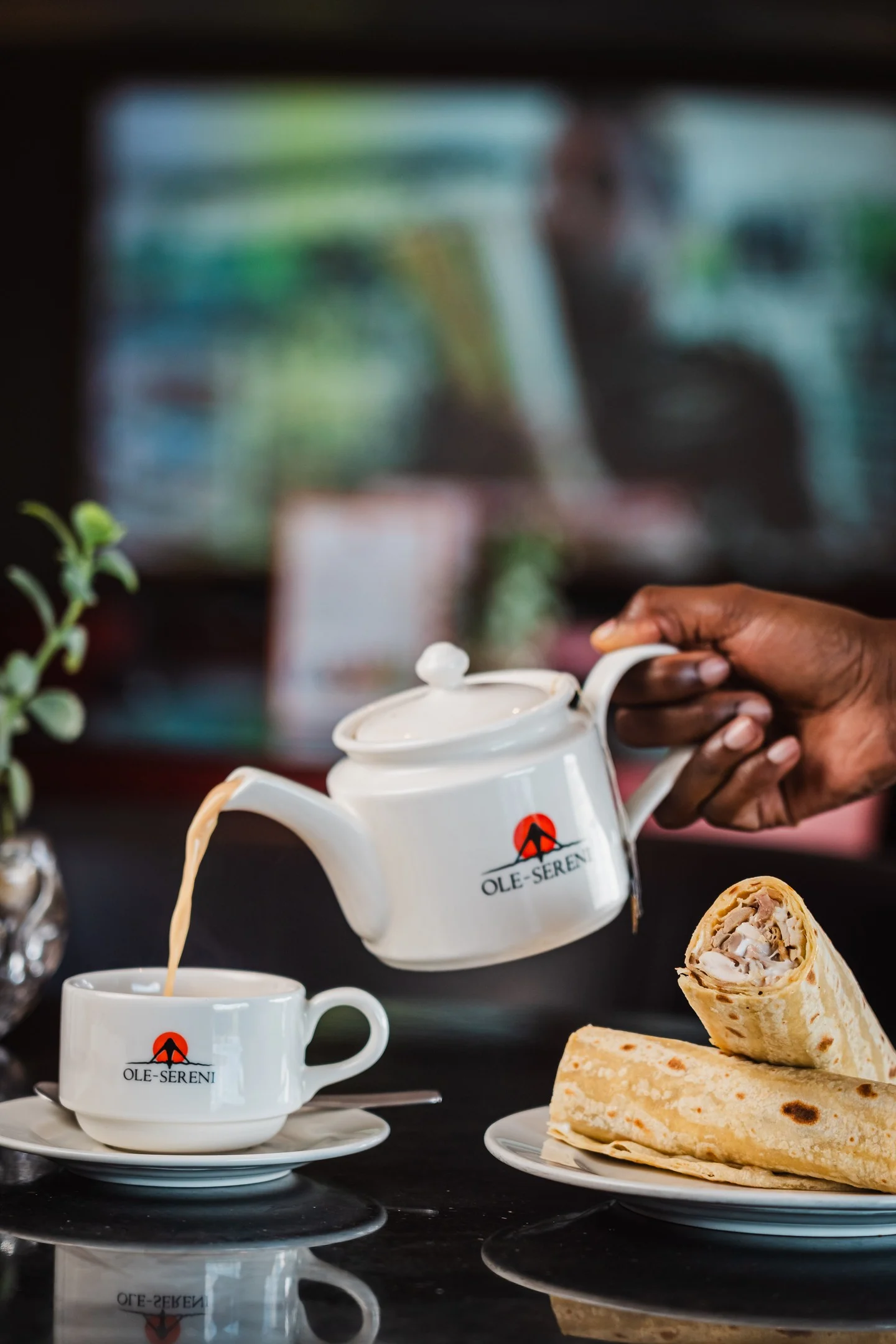 Cold evenings call for warm comforts. There's no better way to unwind the day like a steaming cup of tea and Swahili Wraps at the Waterhole.
To reserve a table, call +254 731 436444.
#OleSereni #Waterhole #BestHotelInNairobi
