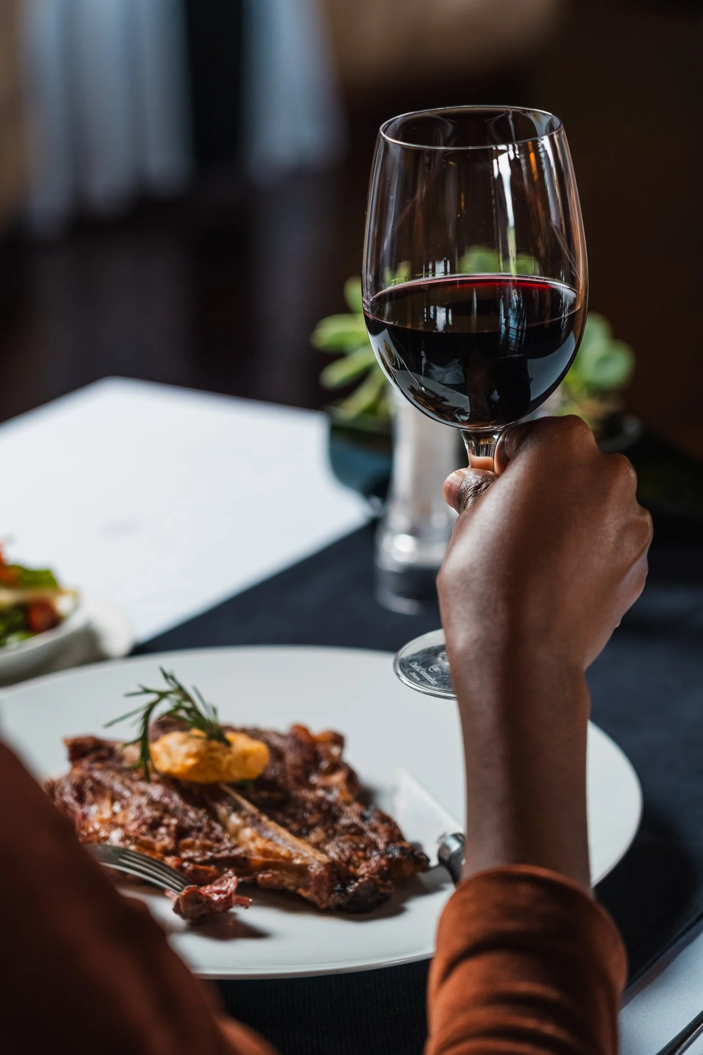 A toast to the week that was! Dine with us at Eagle's this weekend and enjoy the finest steaks in the city paired with a wine of your choice.
To reserve a table, call +254 731 436296.
#OleSereni #EaglesTheSteakhouse #BestHotelInNairobi