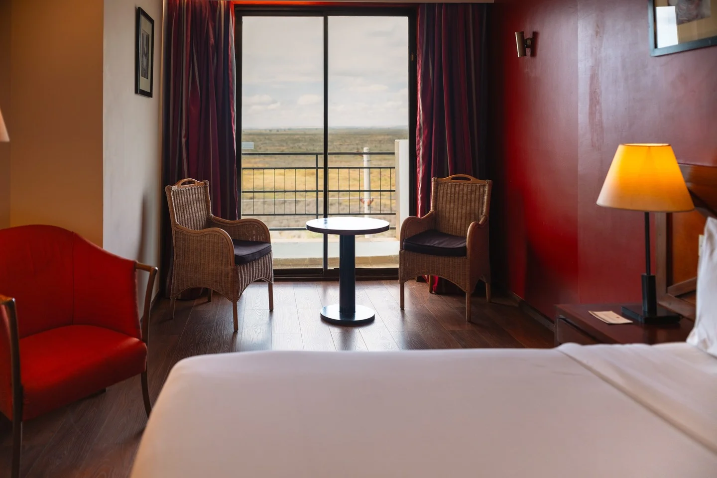Some mornings are better when the first thing you see is the wild.  Wake up to views of Nairobi National Park, ease into a slower pace when you stay in our club rooms.

To book a stay, call +254 731 436078.

#OleSereni #ClubRoom #BestHotelInNairobi