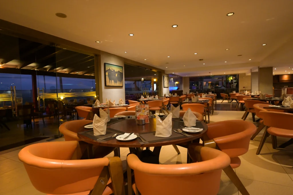 Big Five Restaurant at Ole sereni