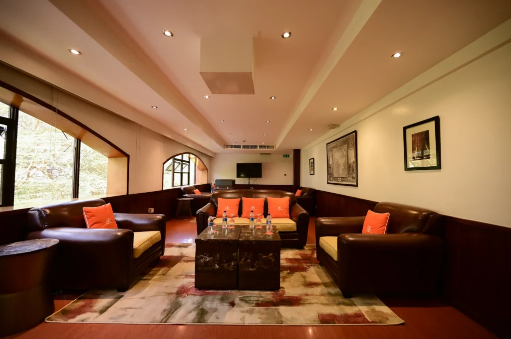 airport stays in nairobi